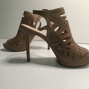 Vince Camuto Women's VC-Cassi Stiletto Sandals